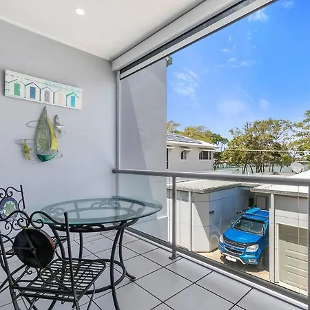 Smooth Sailing -Modern 2 Bedroom Apartment! Bellara Exterior photo